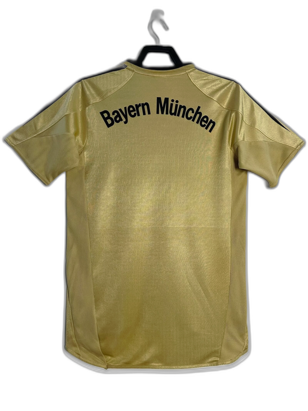 Camisa reserva do Bayern de Munique 03/04 II - Versão retrô
