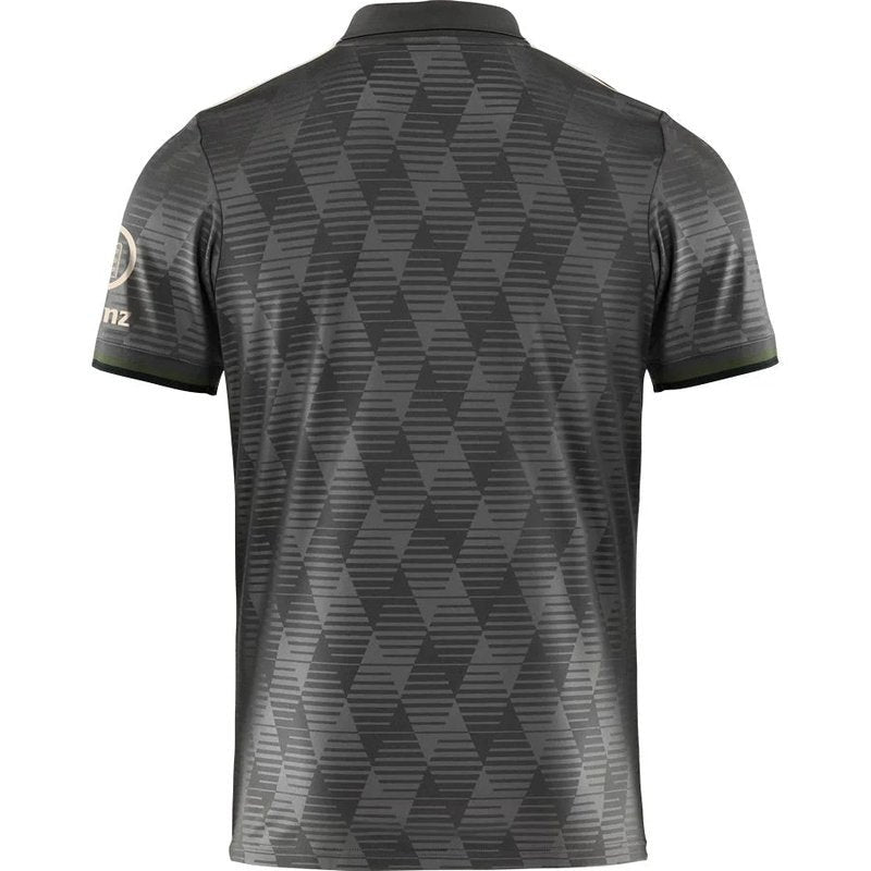 Camiseta del Bayern Múnich 24/25 Oktoberfest (versión para aficionados)