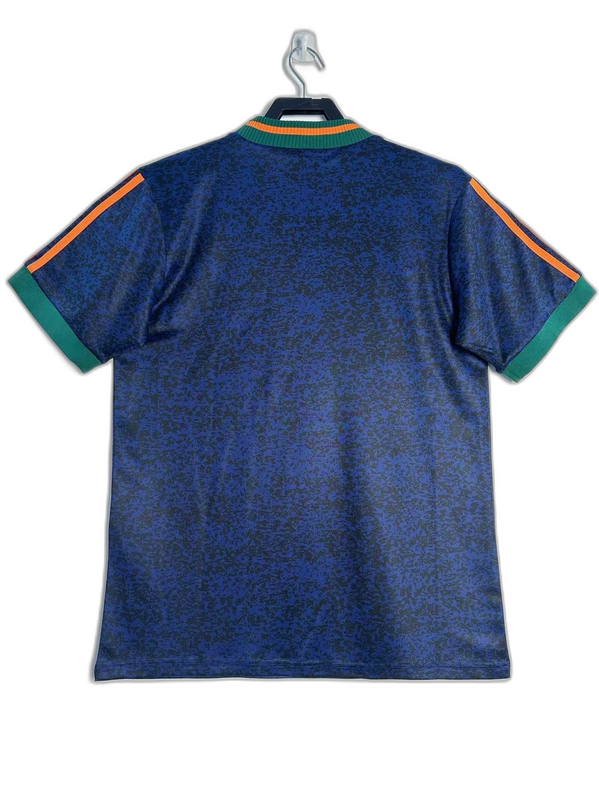 Camisa reserva do Newcastle United 96/98 II - Versão retrô