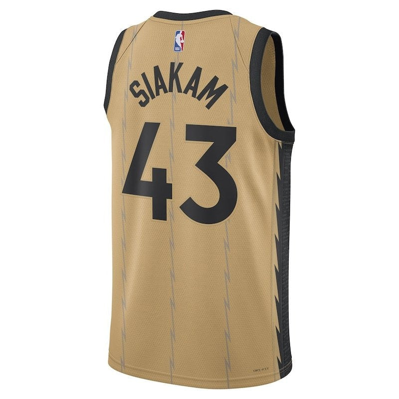 Pascal Siakam Toronto Raptors Camisa NBA Unissex 23/24 - Ouro - City Edition