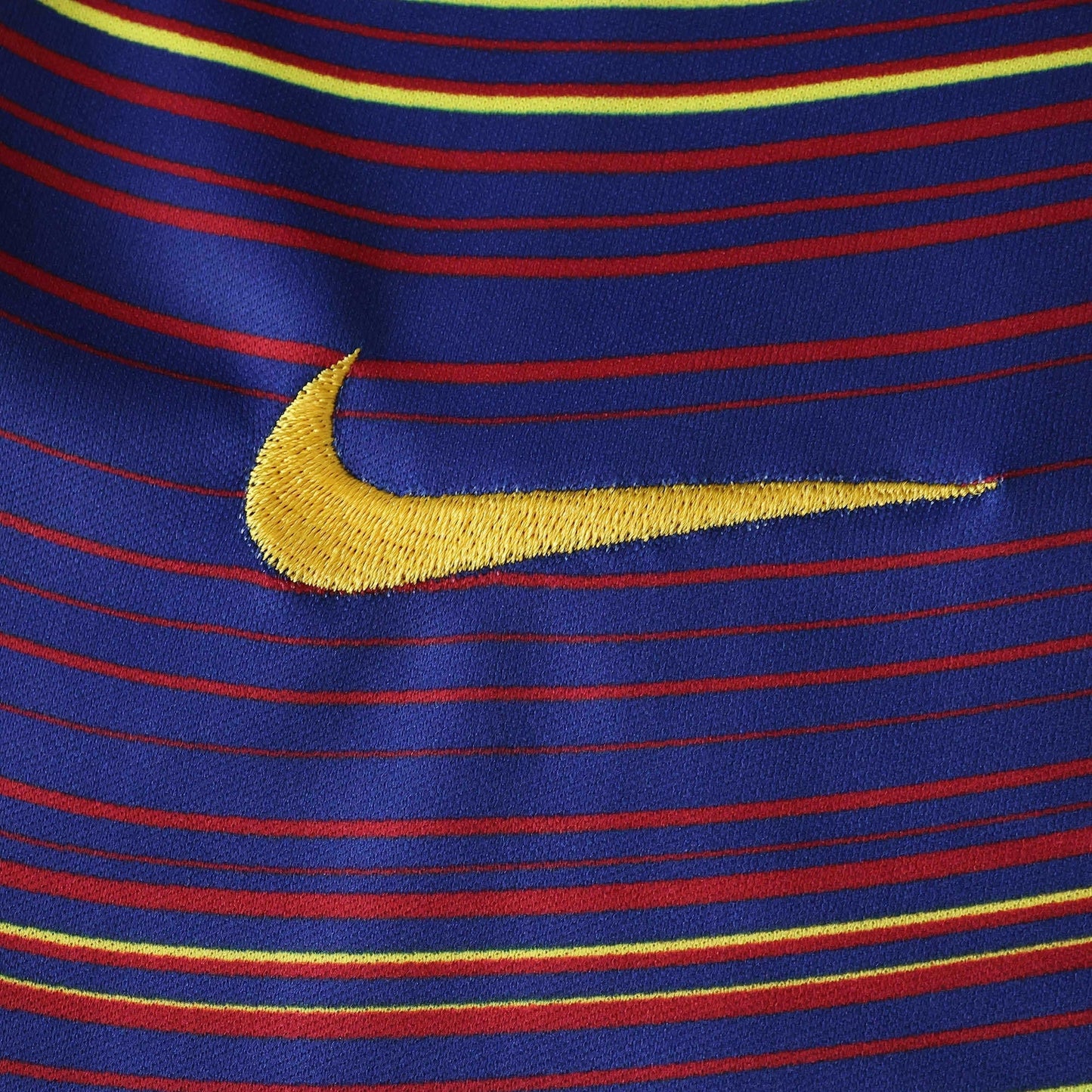 Barcelona 25/26 Pre Match Third Navy Jersey - crest detail