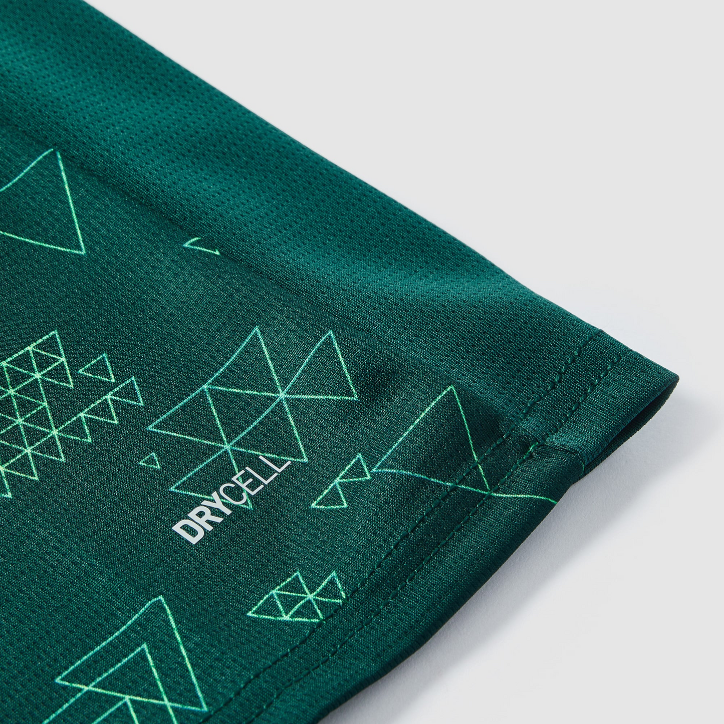 Manchester City 25/26 Fourth Jersey - Drycell hem and pattern detail