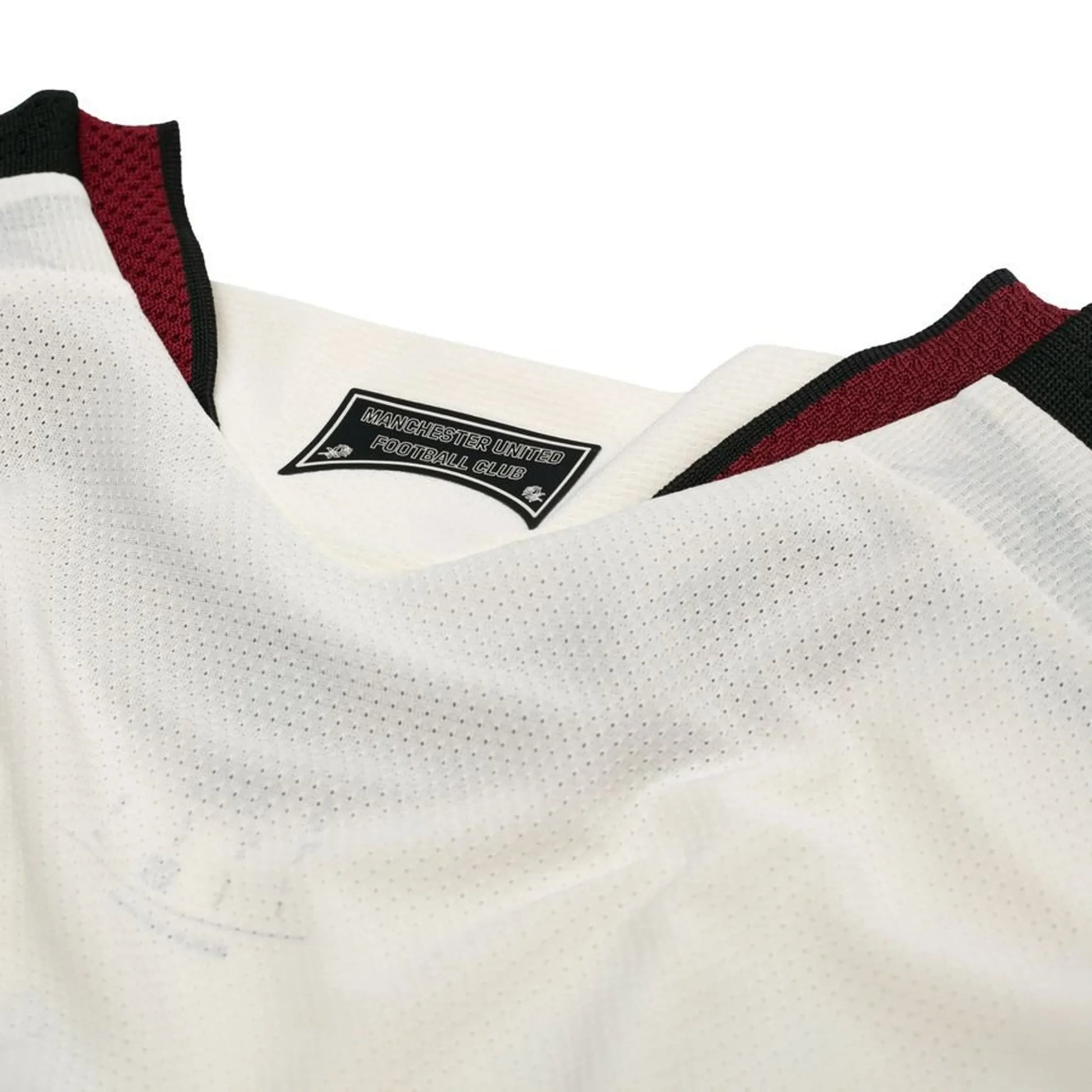 Manchester United 26/27 Third Long Sleeve Player Jersey - neck label close-up