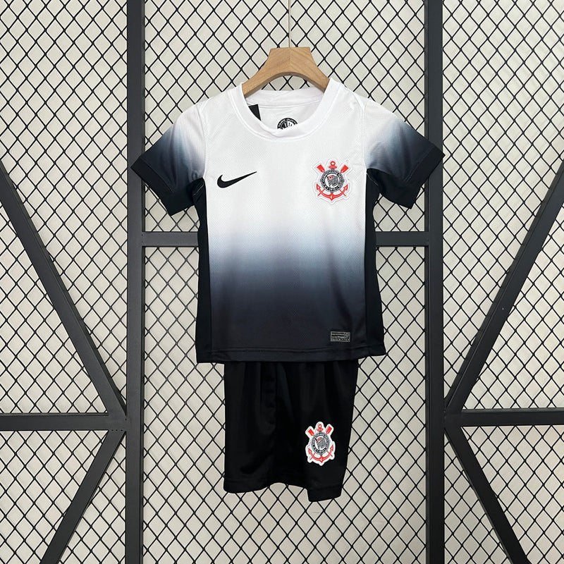 Imagem do produto Kit Infantil Corinthians Home 24/25 com entrega para brasileiros no Reino Unido