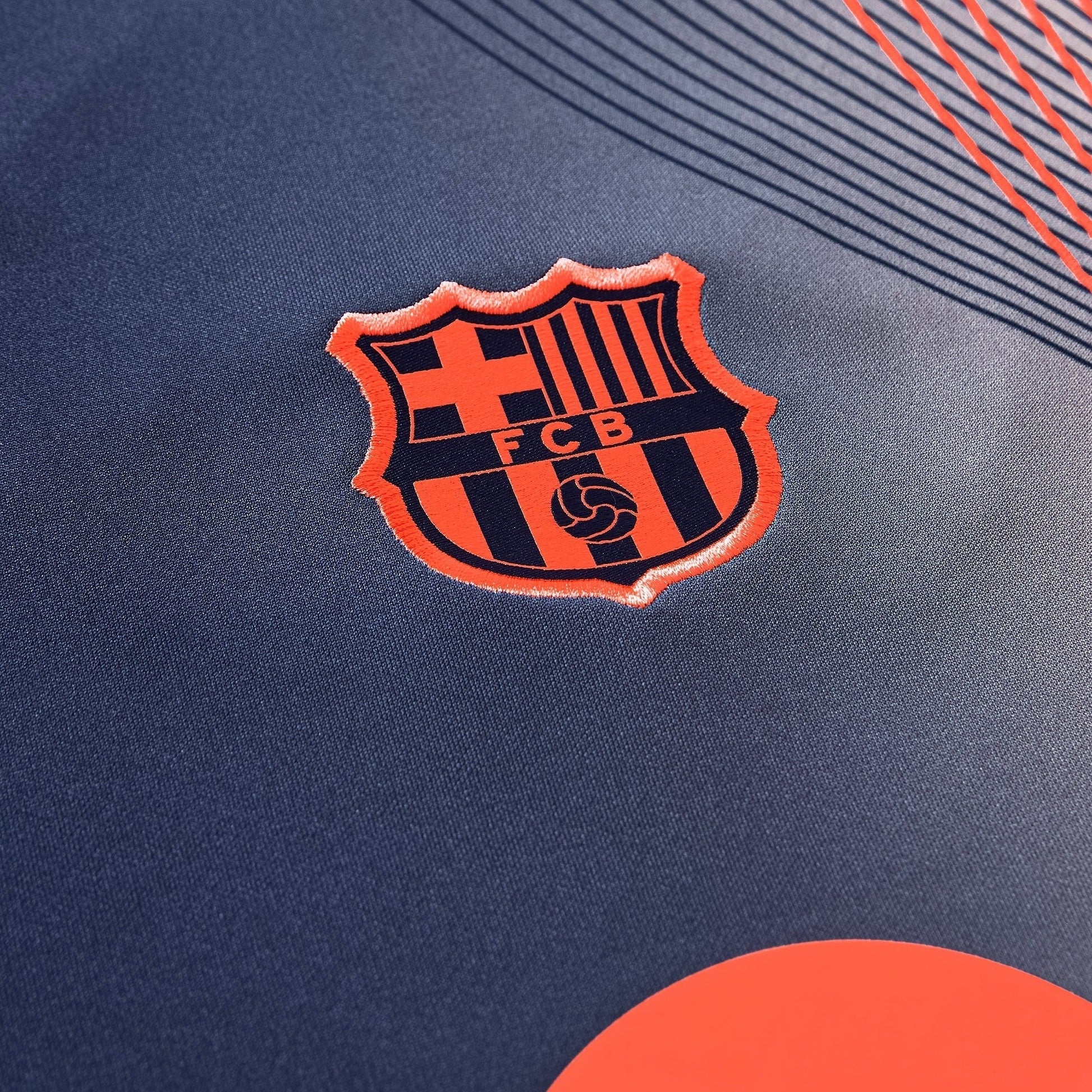 Barcelona 25/26 Pre Match Third Jersey - crest detail