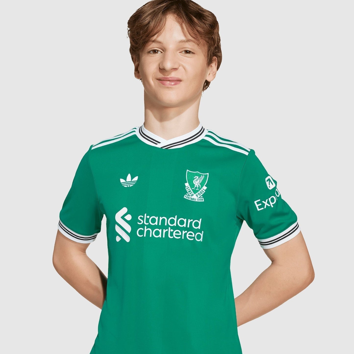 Liverpool 25/26 Third Kids Kit - crest and chest detail