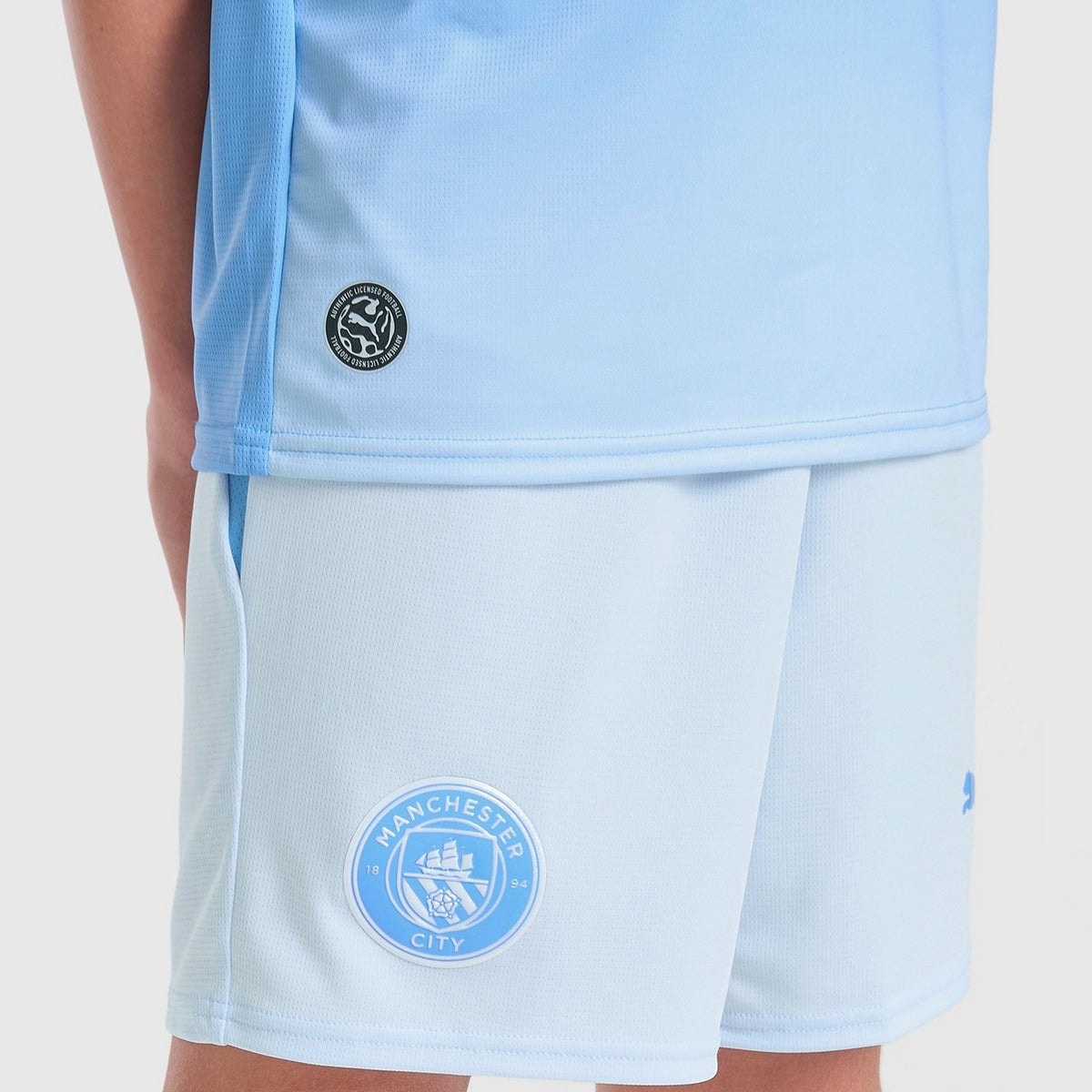 Manchester City 26/27 Home Kids Kit - worn by model side
