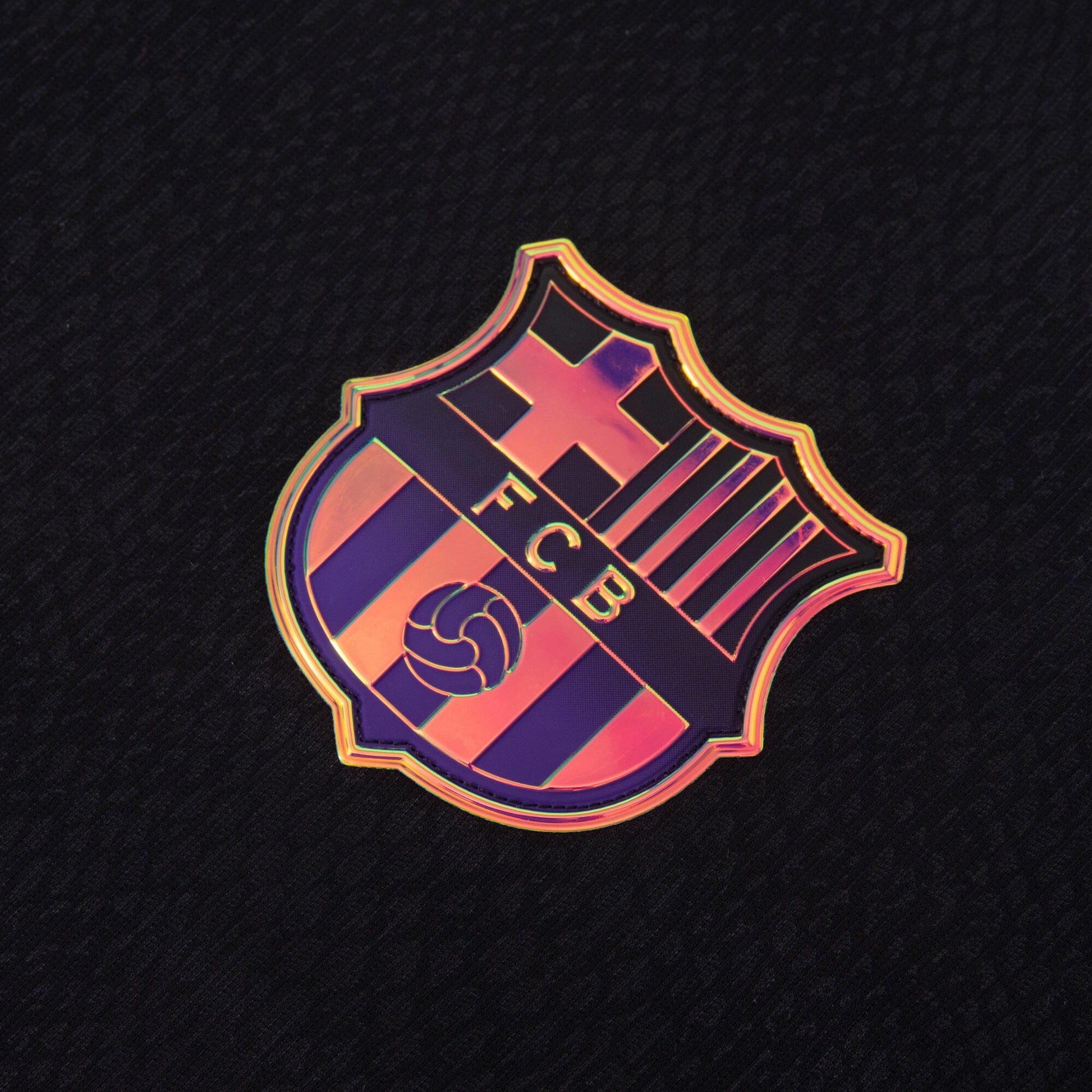 Barcelona 26/27 Away Long Sleeve Jersey - crest detail
