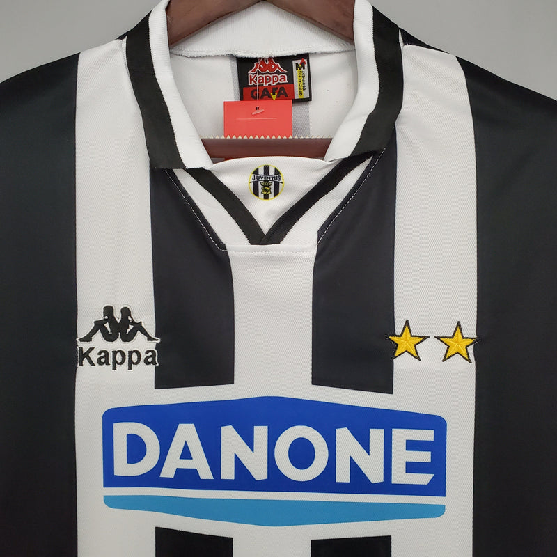 Juventus Home Shirt 94/95 - Retro Version