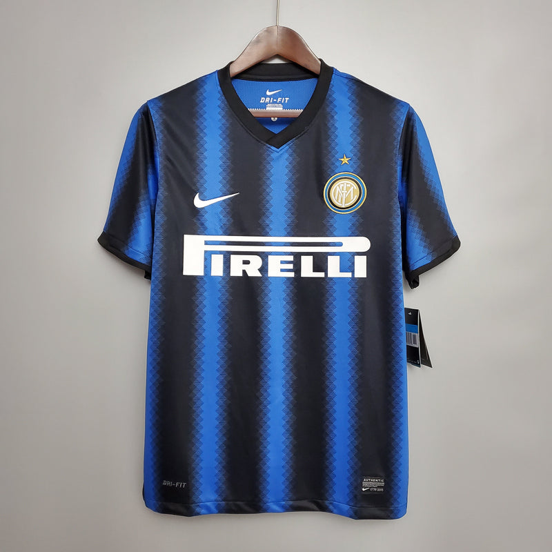 Imagem do produto Camisa Inter de Milão Titular 10/11 - Versão Retro com entrega para brasileiros no Reino Unido