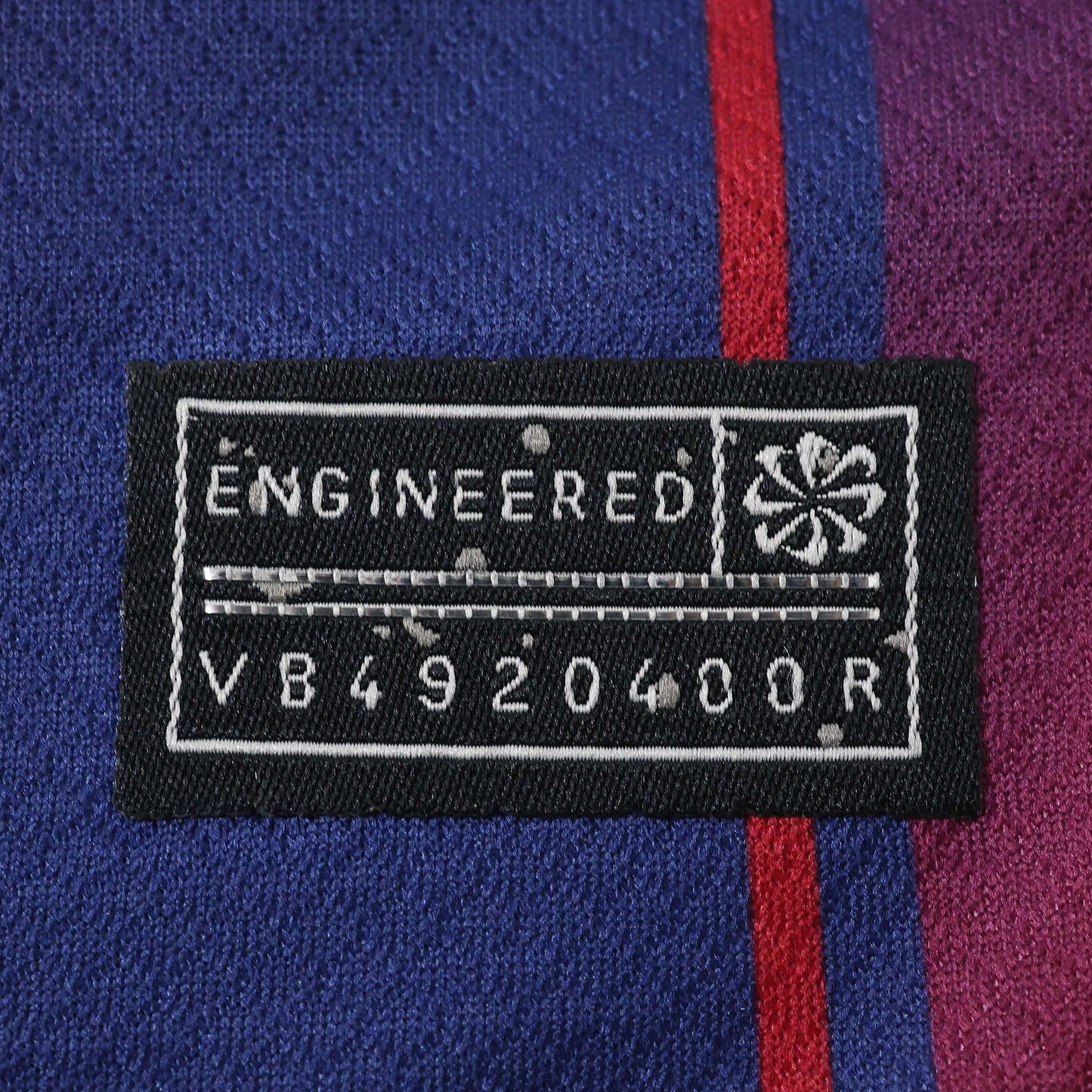Barcelona 25/26 Home Kids Kit - fabric detail
