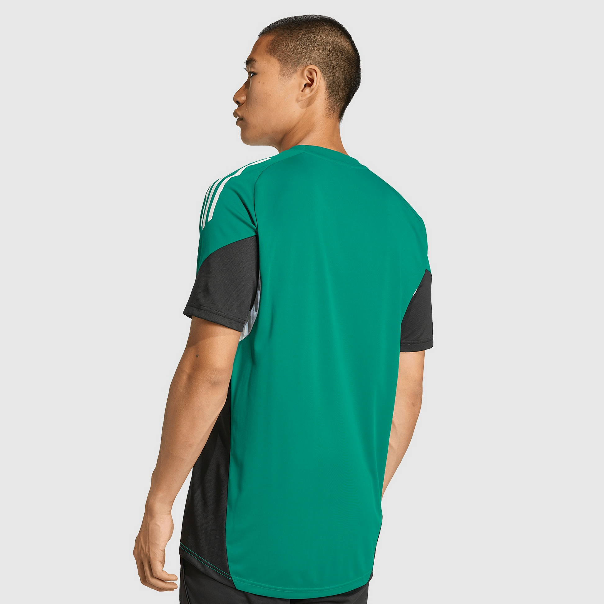 Liverpool 25/26 Training Jersey Green - worn by model back