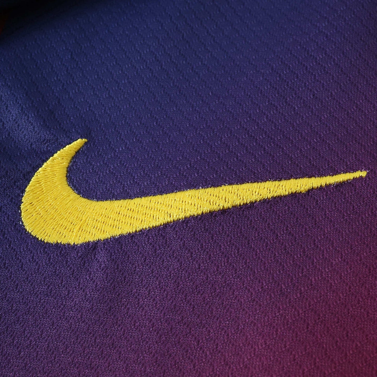 Barcelona 25/26 Home Kids Kit - Nike swoosh detail