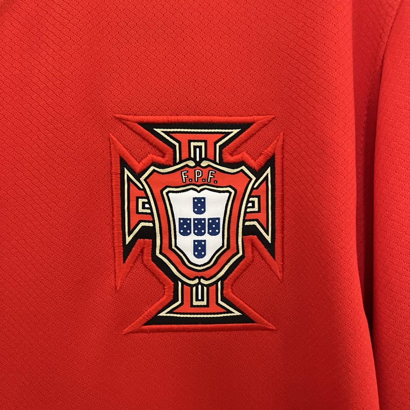 Portugal 24-25 home