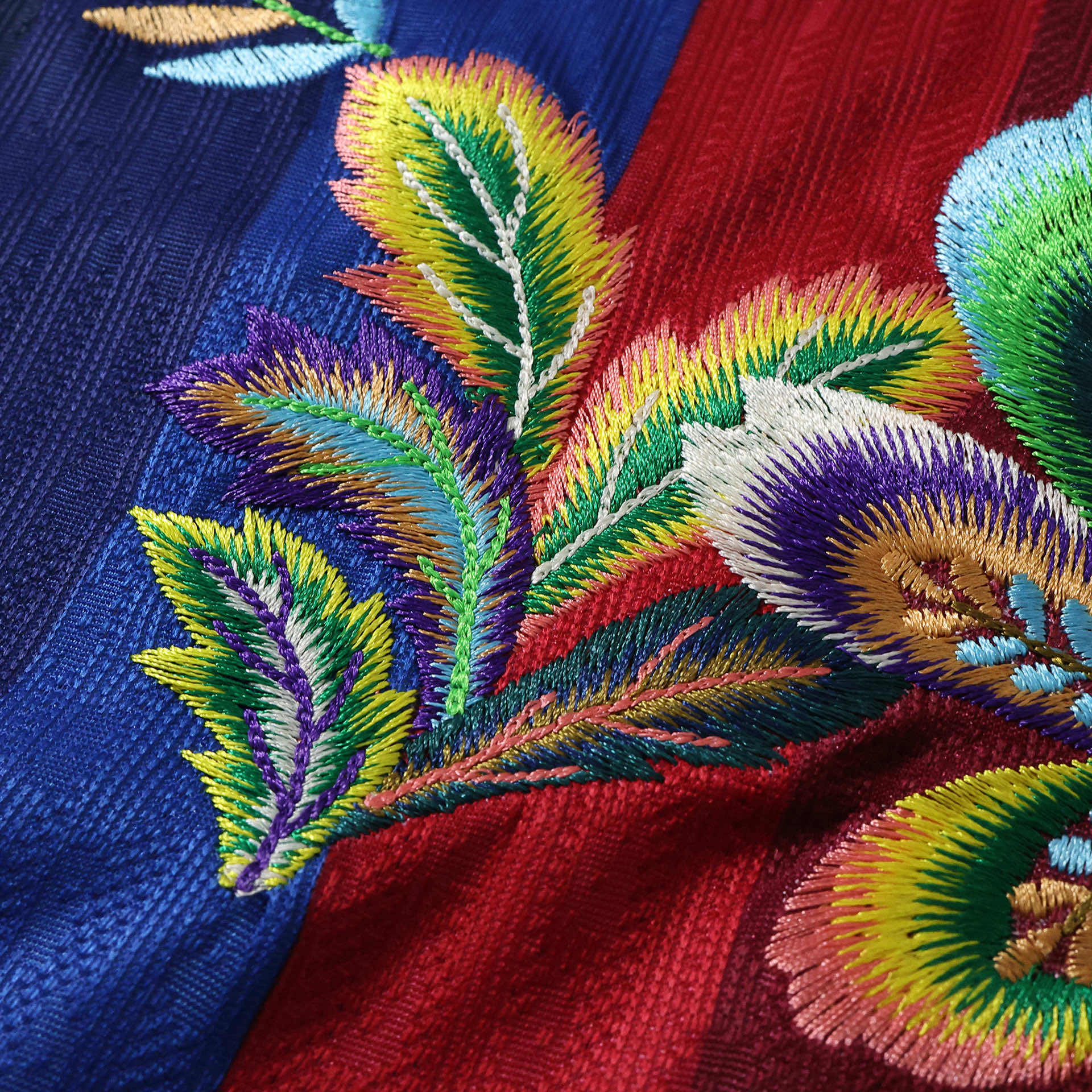 Barcelona 26/27 Home Embroidered Player Jersey - side embroidery detail