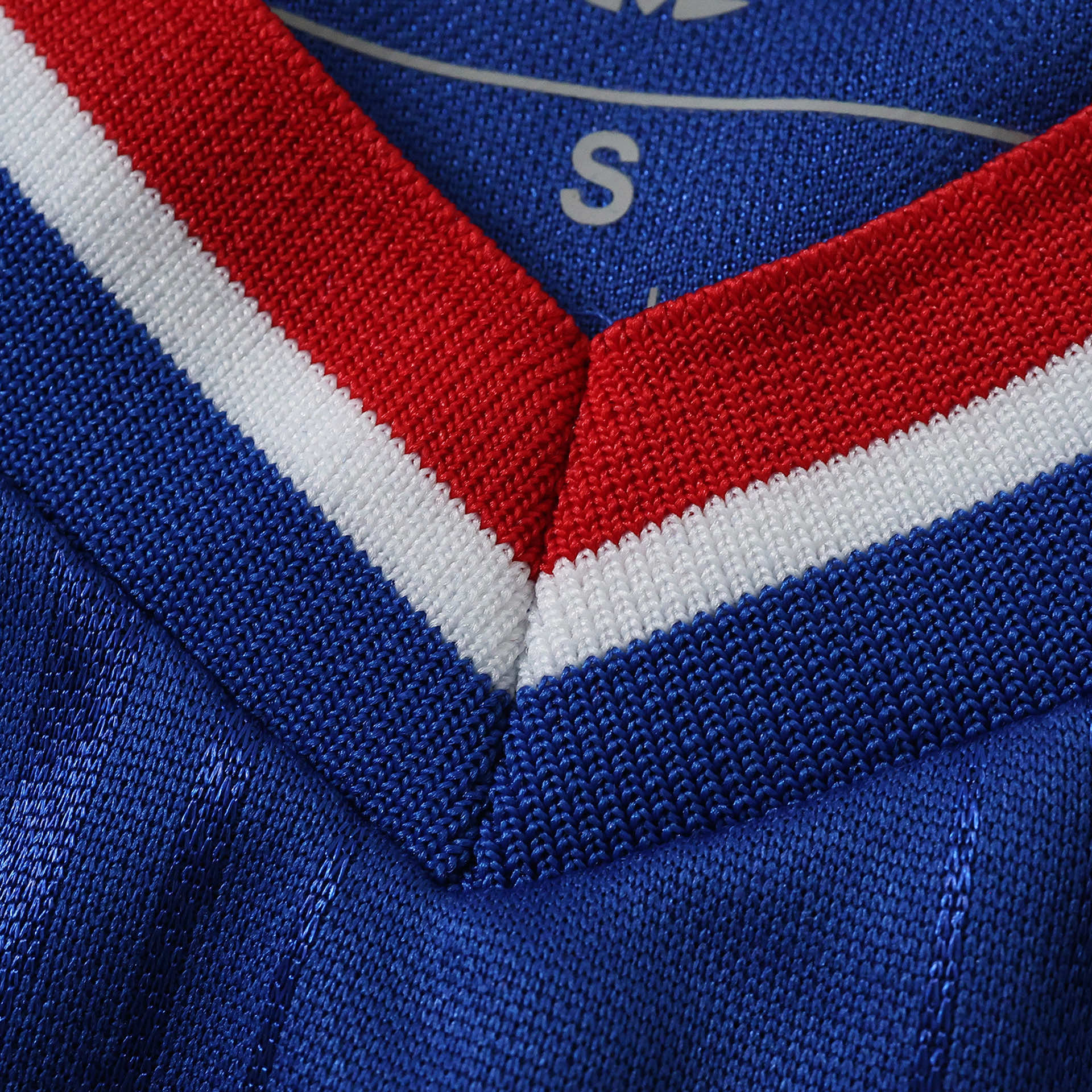 Manchester United 26/27 Away Player Jersey - collar detail