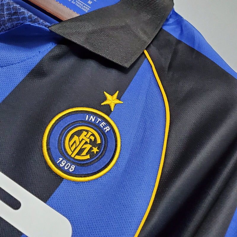 Inter Milan Home Shirt 01/02 - Retro Version