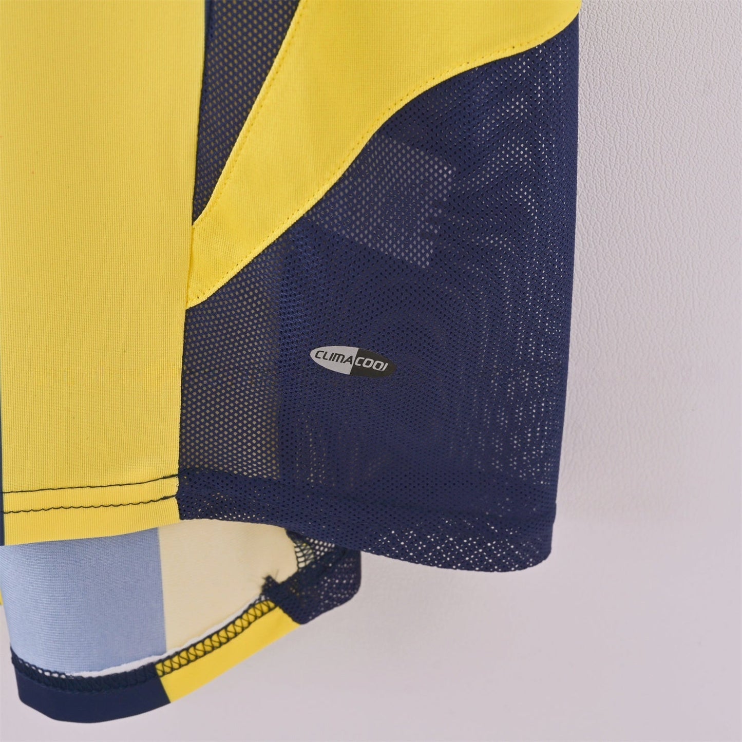 Fenerbahce 05/06 Home Retro Jersey - sleeve and mesh panel detail
