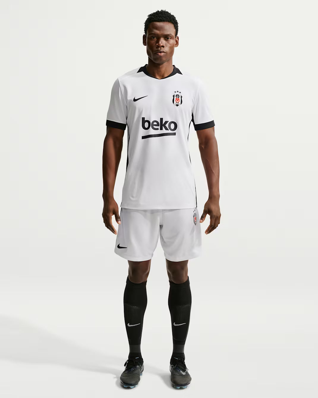 Besiktas 26/27 Home Jersey - worn by model full kit front