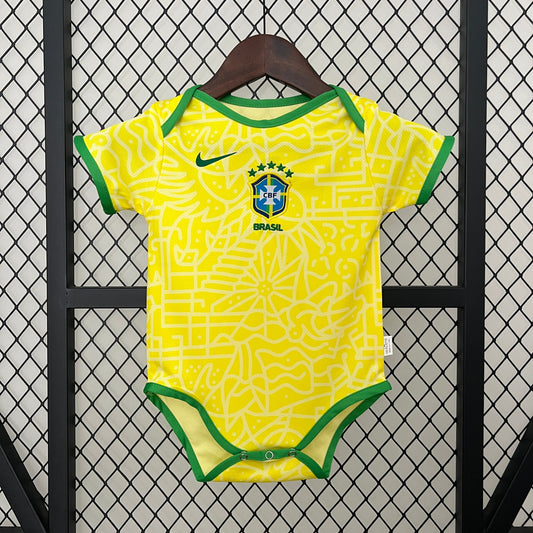 Imagem do produto CAMISETA BRASIL I COPA AMÉRICA 2024 BABY com entrega para brasileiros no Reino Unido