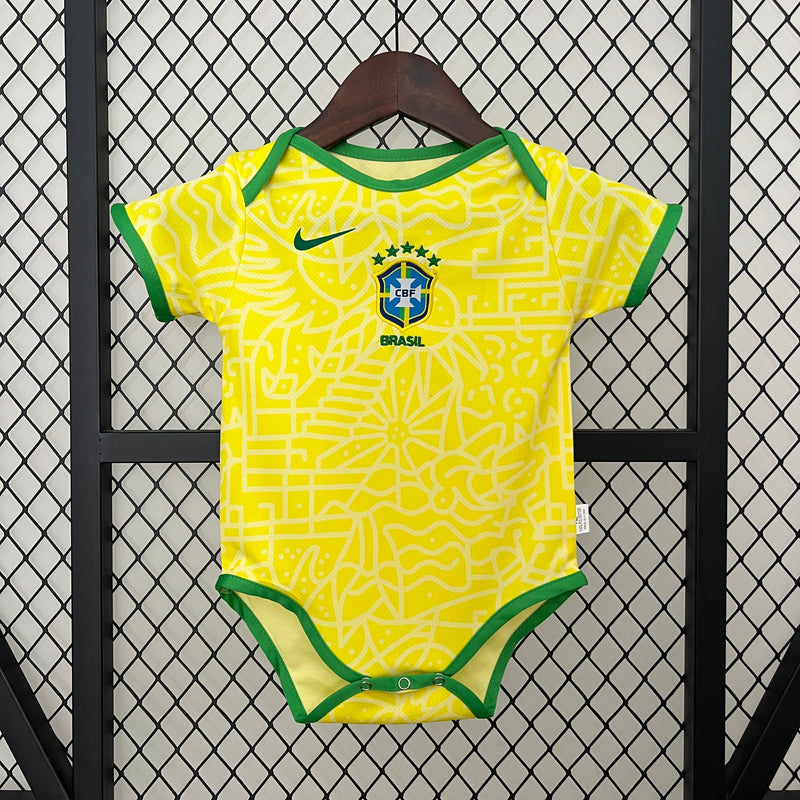 Imagem do produto CAMISETA BRASIL I COPA AMÉRICA 2024 BABY com entrega para brasileiros no Reino Unido