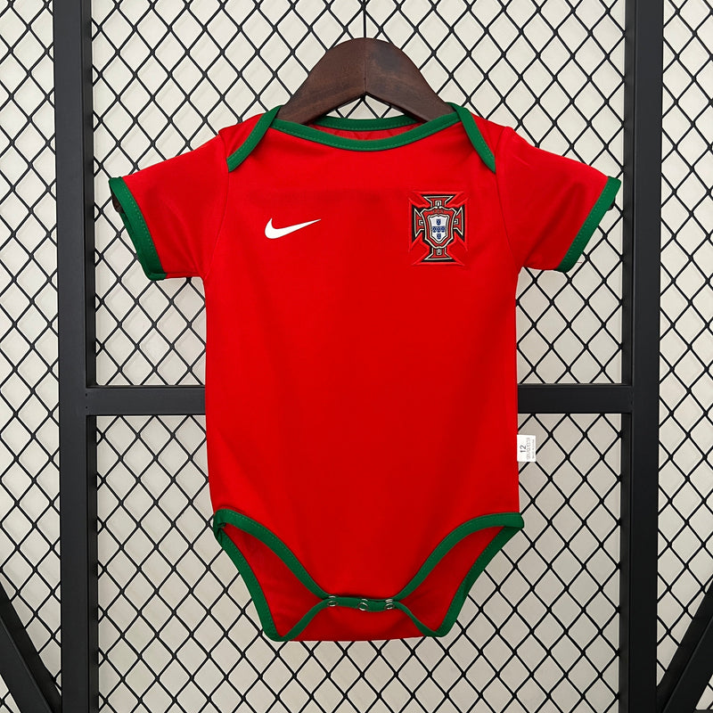 Imagem do produto CAMISETA PORTUGAL I EURO 2024 BABY com entrega para brasileiros no Reino Unido