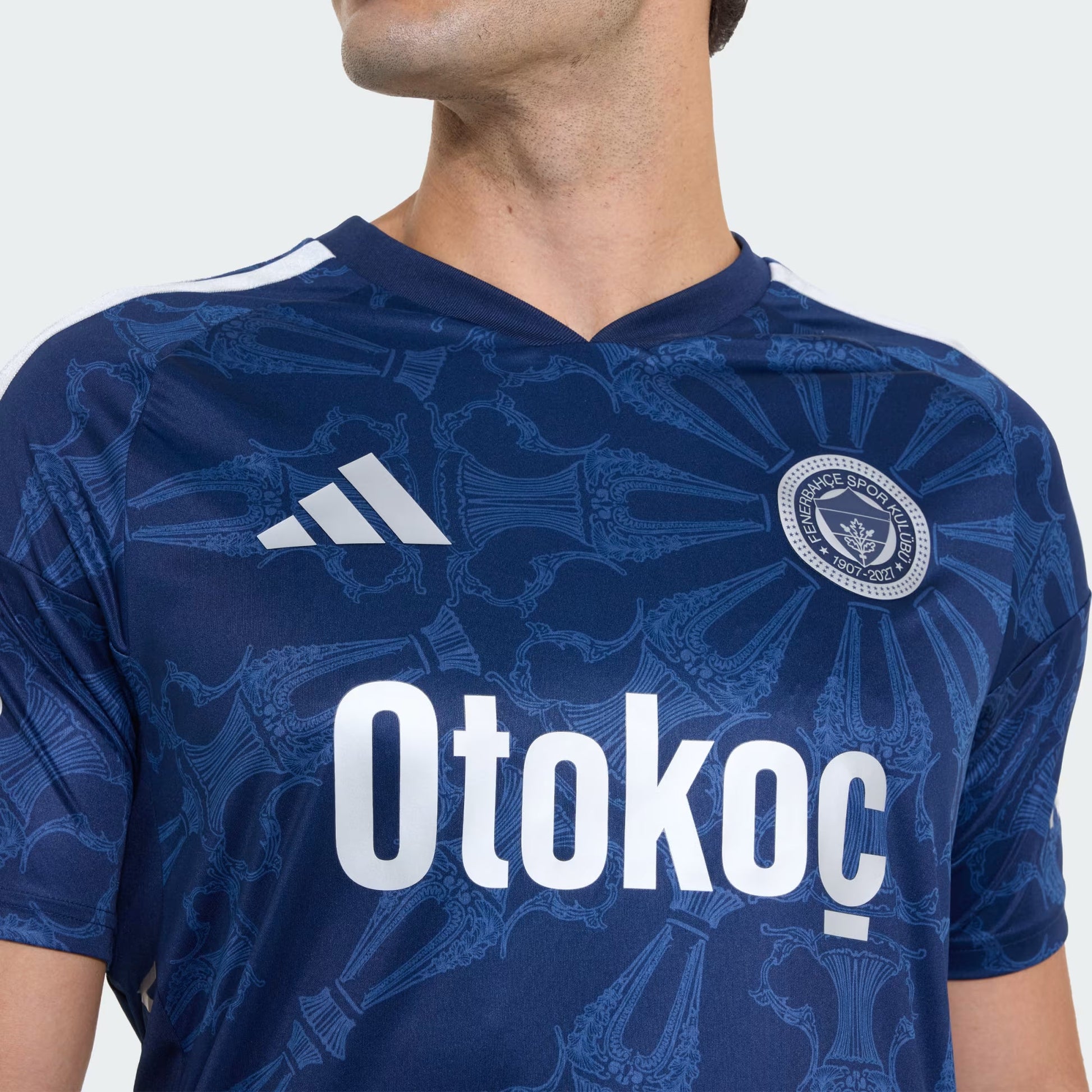 Fenerbahce 26/27 Third Jersey - crest and Otokoc sponsor detail