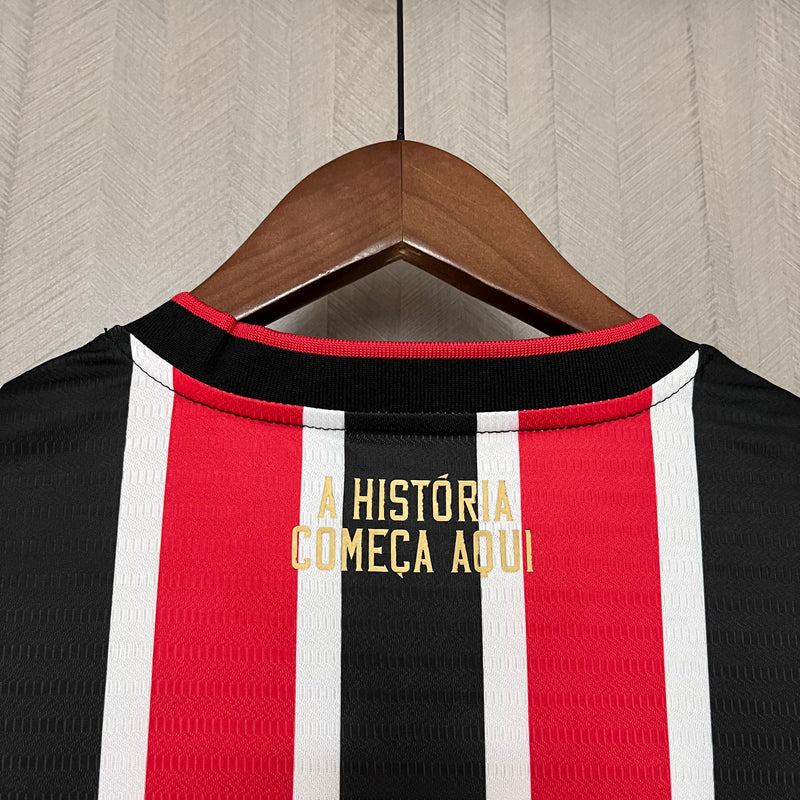 São Paulo 24-25 Away