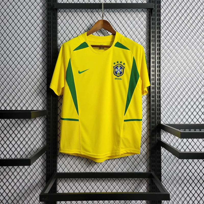 Imagem do produto Camisa Brasil - Retrô Copa 2002 com entrega para brasileiros no Reino Unido