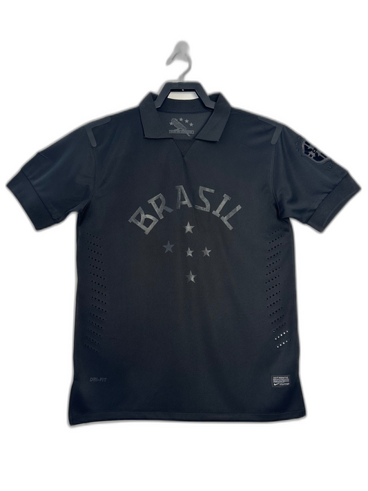 Camiseta negra de Brasil 13/14 - Versión retro
