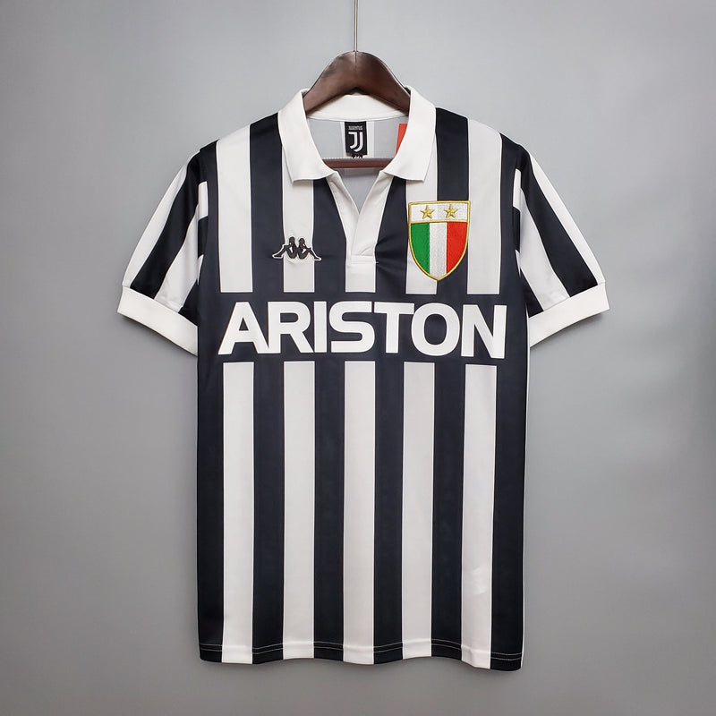 Imagem do produto Camisa Juventus Titular 84/85 - Versão Retro com entrega para brasileiros no Reino Unido