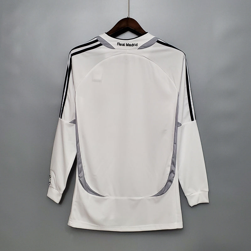 Real Madrid Home Shirt 06/07 - Long Sleeve Retro Version