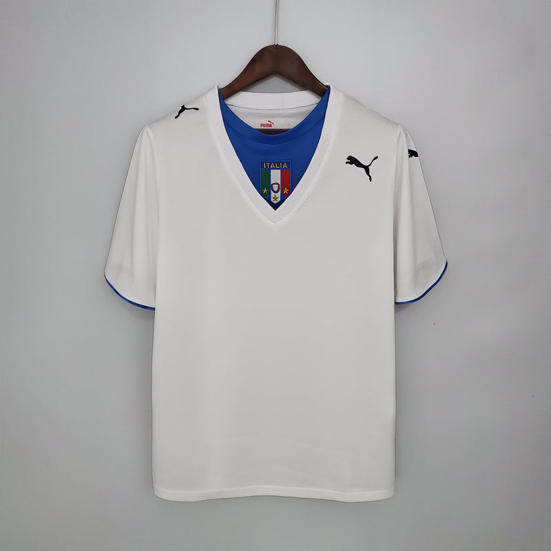 Imagem do produto Camisa Itália Reserva 2006 - Versão Retro com entrega para brasileiros no Reino Unido