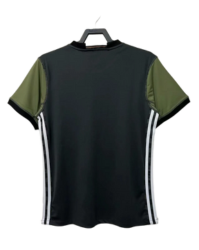 Camiseta de visitante de Alemania 2016 II (versión retro)