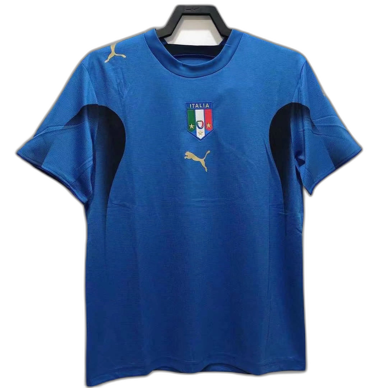 Camiseta local de Italia 2006 (versión retro)
