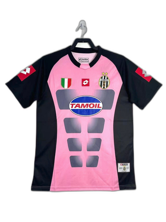 Camiseta rosa de portero de la Juventus 02/03 - Versión retro
