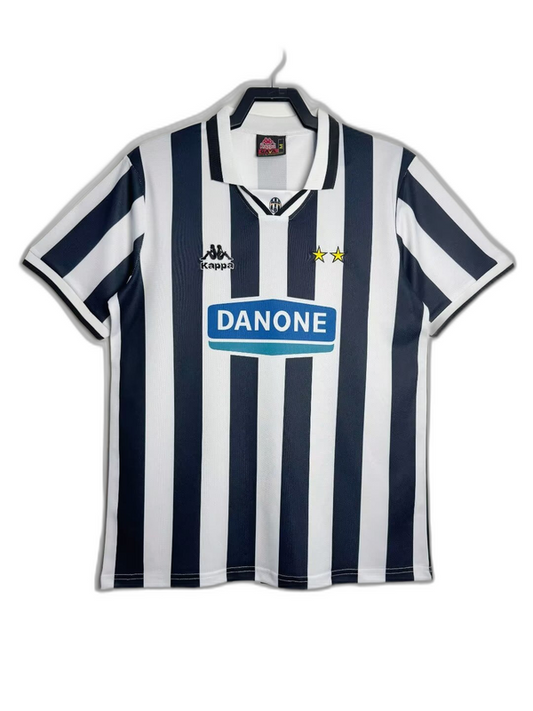 Camiseta local de la Juventus 94/95 I - Versión retro