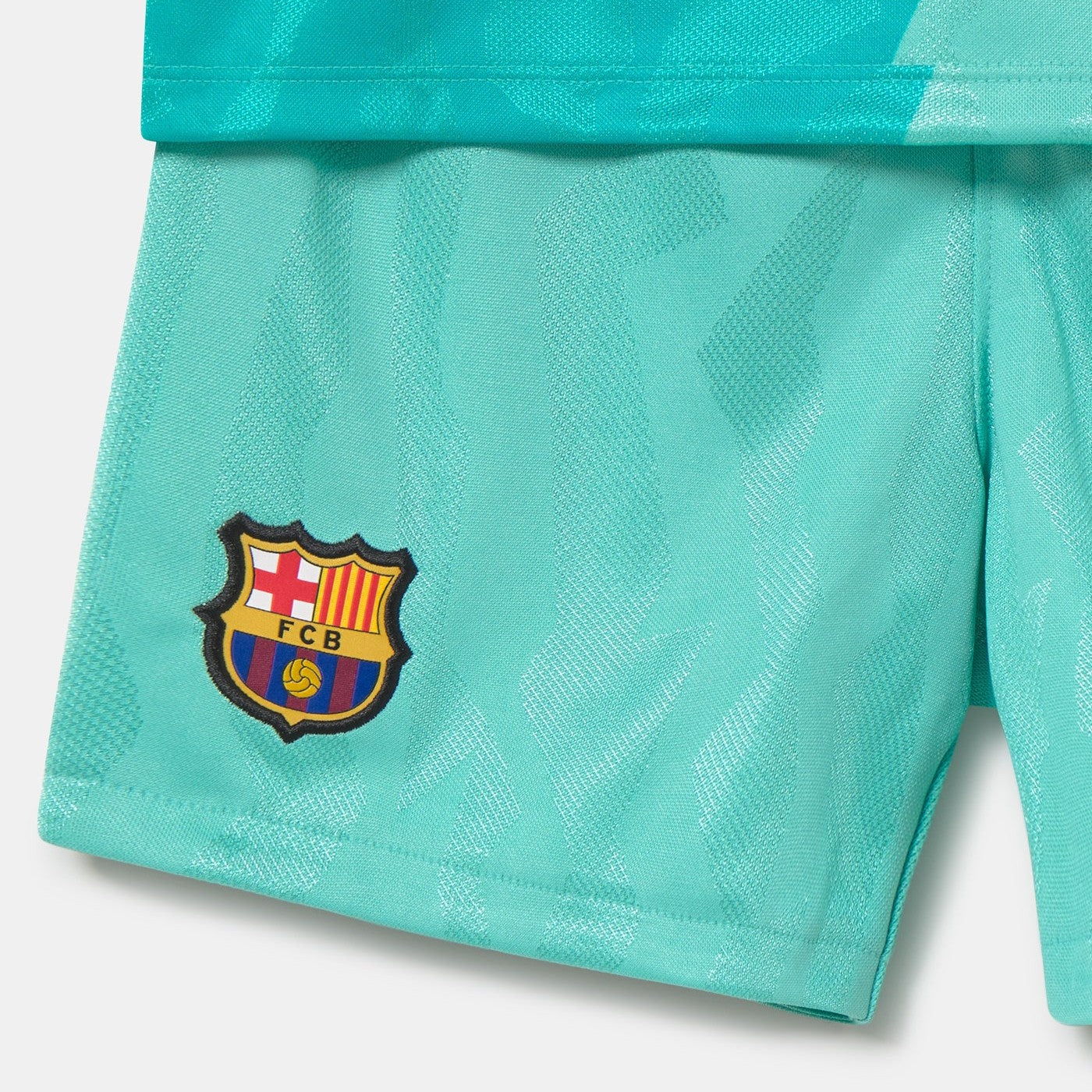 Barcelona 26/27 Third Kids Kit - shorts crest detail