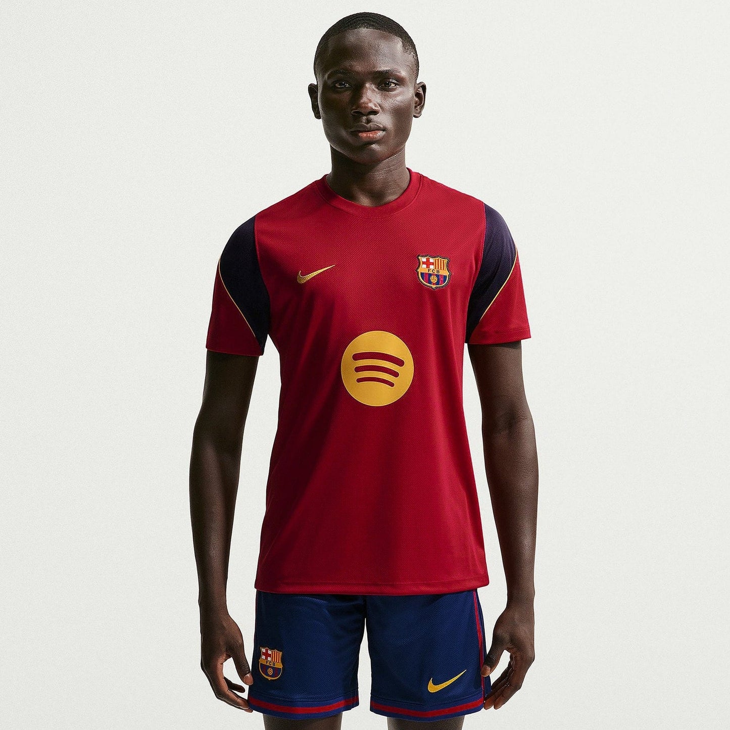 Barcelona 26/27 Training Jersey - worn by model front