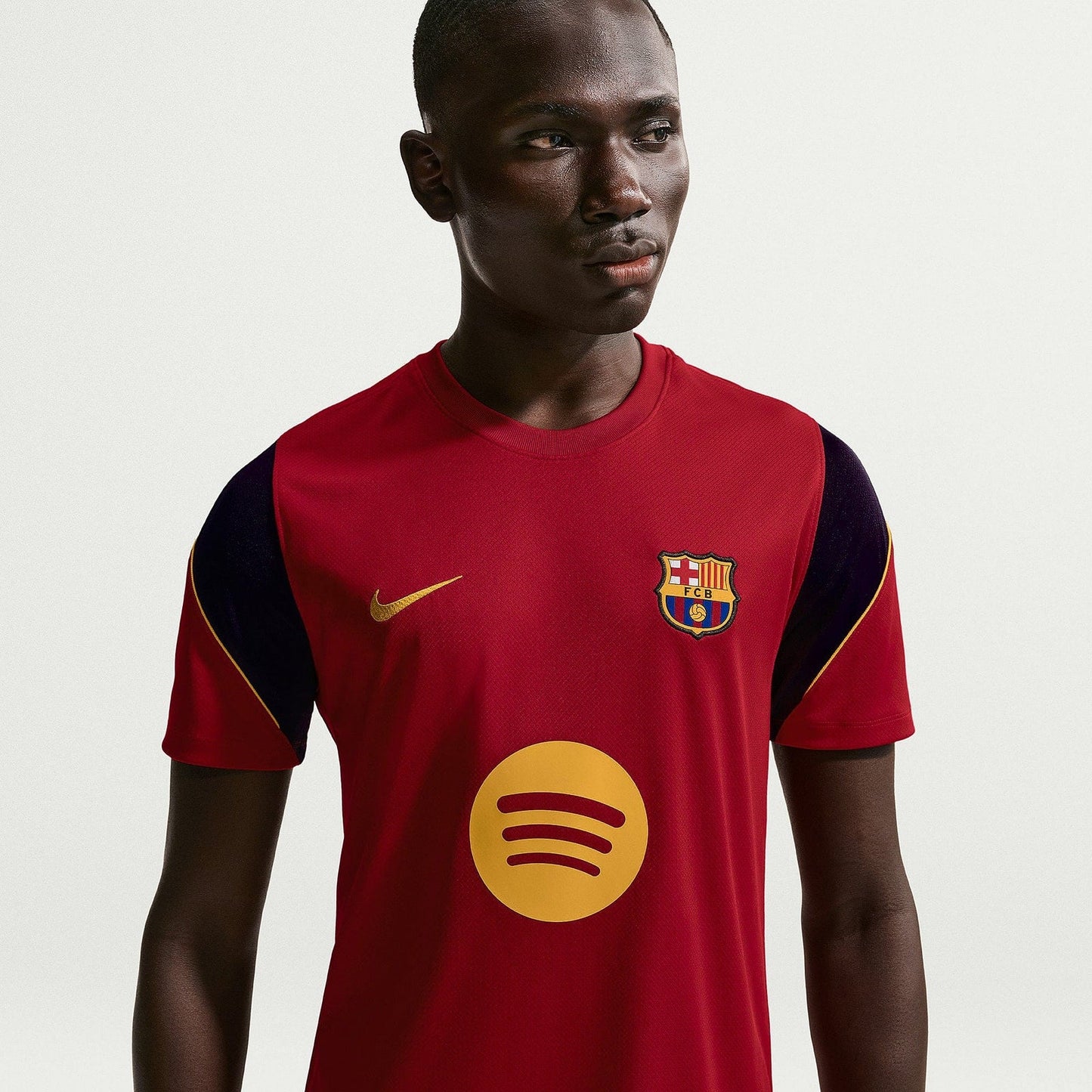 Barcelona 26/27 Training Jersey - worn by model close-up
