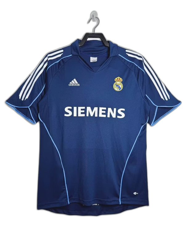 Camisa reserva do Real Madrid 05/06 II - Versão retrô