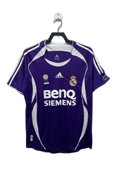Camiseta de visitante del Real Madrid 06/07 II - Versión retro